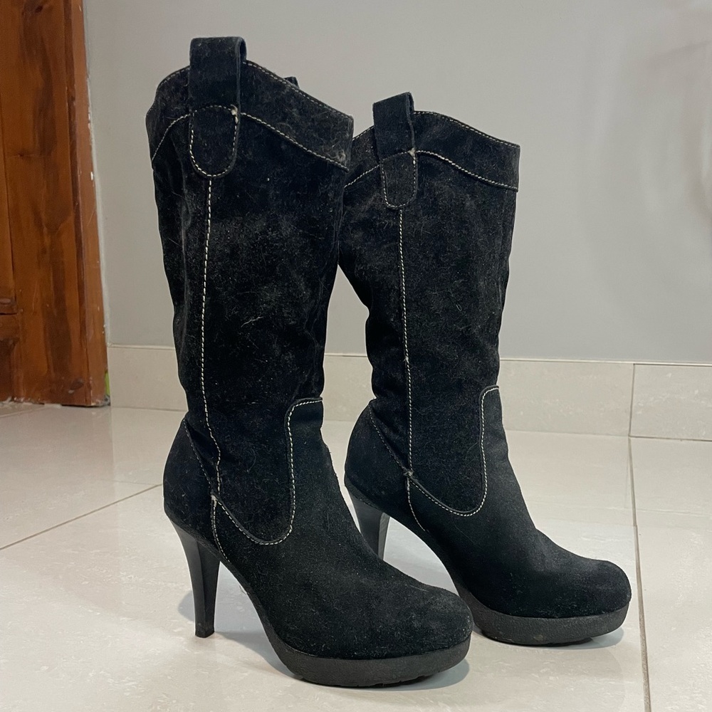 Dollhouse Faux Suede Slouch Boots